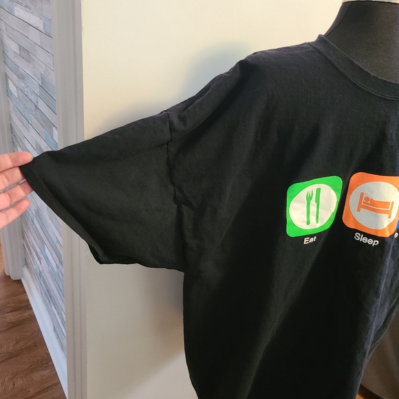 NWOT First Responder graphic black tee - Picture 2 of 8